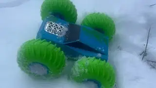 Driving my new RC car in the snow! ￼
