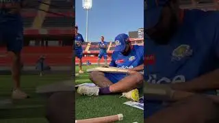 how to apply ceat bat sticker | bat pr sticker kaise lagyain 😱 #shortsfeed #bat #ytshorts #ipl