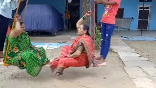Rakshabandhan ka special geet,, झूला झूलते समय गीत गाते हुए,, बेटी को ही कोख मे मार दिया