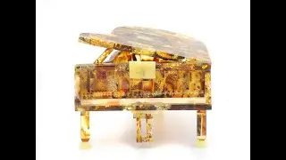 amber stone special gift: Piano 🎹 . AMBERSEA our atelier