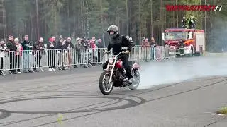 Harley Wheelies Finland Stuntshow Oripään lentokentällä 2025 (Burnouts/Wheelies!)