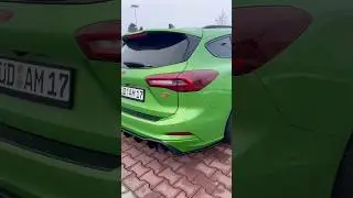 #ford #shorts #viral #car #cars #automobile #beautiful #like #live #life #yt #short #comment #repost