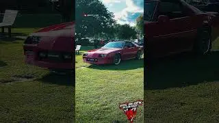 Chevrolet Camaro IROC-Z 1989 года выпуска