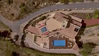 Villa de charme à vendre en Algarve, vue mer panoramique, piscine. Proche plages et terrains de golf
