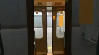 Class 466 doors closing #shorts