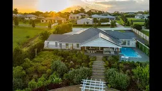 24 Cooinda Place Glass House Mountains- Luxurious lifestyle awaits !