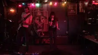 Grimiss  |  Bare Bones (clip)  |  The Starday Tavern  |  Portland, OR  |  July 3, 2022