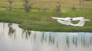 Flying the ICON A5 at Jack Brown’s Seaplane Base | Glassy Water Landing and Step Taxi