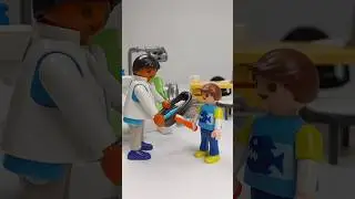 Spiel mit @Familie_Klickmann #playmobil #retrogaming #flashback #dentist #doctor #checkup
