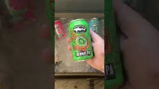 Упаковка пива Dogfish Head приобрела новый, свежий вид!