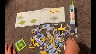 Building the Retro Telephone Lego set. Wireless Phone on Charging Base | Time-lapsed