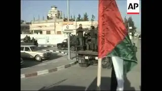 WRAP Palestinian police deployed in southern Strip to prevent attacks