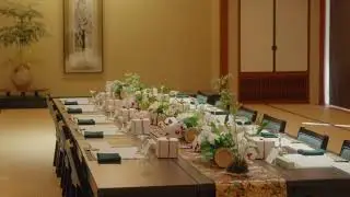 Japan destination wedding flowers and details