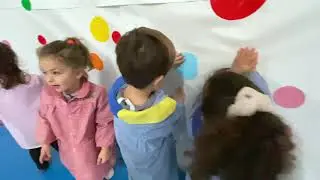 ARTISTAS EN INFANTIL 🐥🐺🐴🎨🎎 - YAYOI KUSAMA