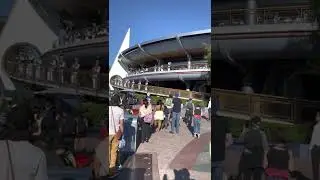 Disneyland Concert Surprise! Star Wars theme played live in Tomorrowland