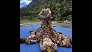 Yoga time Fauji o ka 😊😍😱#army #viral #shorts ✌👍