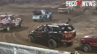 AVF Figure 8 Jump Race - Heat 5 - at the 148th Arkansas Valley Fair in Rocky Ford, Colorado