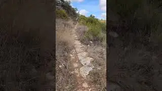 Trilho das amonites, no parque natural das serras de Aire e Candeeiros