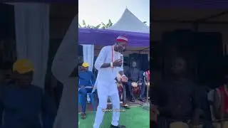 Prince odumodu performing live at umuakam Afugiri