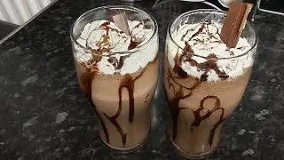KIT KAT MILKSHAKE ||COLD SUMMER DRINK KIT KAT MILKSHAKE 🥂BY COOKING WITH YUSRA 🥂💯