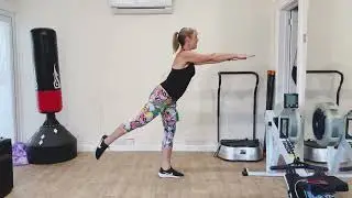 Thanet Libraries - lower body strength training with resistance band for 3rd age women part 2. 