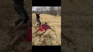 Африканцы пробуют самогон 🤣