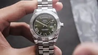 Unboxing a Stunning Green Dial NIBOSI Day Date Watch