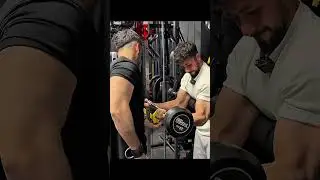 BU HAREKET İLE BİCEPSLERİNİZ PATLAYACAK  #antreman #spor #fitness #venom #gym #motivation #shorts