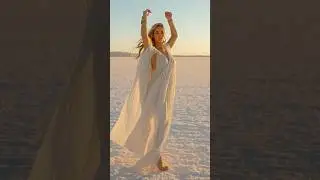 Arabic lady dancing on arabic song #ai#viral #remix #shortvideos #fashion#trending
