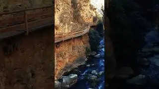 Cerrada r&iacute;o Castril y nacimiento