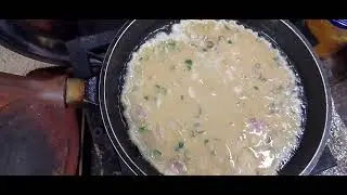 Ande aur Piyaaj ka Prantha banane ka tarikha, How to make Eags and Onions   delicious Bred testy?