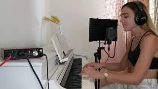 Lovely (Billie Eilish, Khalid cover by Anna Timofei