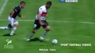 Top 10 Acrobatic Goalkeeper Saves