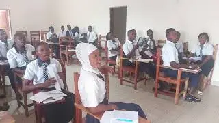 Introducing Singing Show with Students of ESCAE-B&Eacute;NIN (Campus of Sav&egrave;)