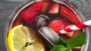 Pimms & Lemonade