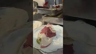 Sujuk Schwarma