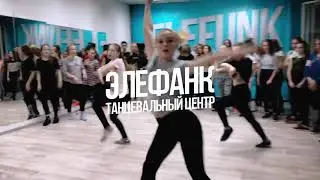 ДНК💪💥)крутой танец девочек😎😎