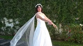 C&aacute;mara Lenta de Velo de Novia | Moda Nupcial Ophelia Universidad Casablanca
