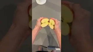 Как открыть яблоко голыми руками