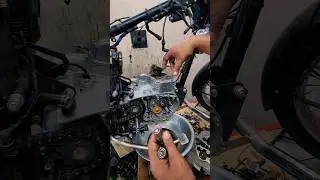 Royal Enfield ke hydraulic kaise check Karen #royalenfield #bullet #motorcycle