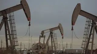 EM Insight: Red Flags as Oil, Dollar, Treasury Yields Start to Dance in Step