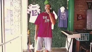 Slick The Sourcerer at Joe's Tiny Deli
