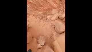 The White Domes Trails