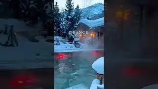Hot alpine spa treatment in the heart of the Val d'Is&egrave;re ski resort #France #ski #valdisere #resort