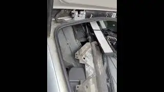 BMW E91 Off to Scrap&mdash;Interior Trashed, Engine Ruined. It&rsquo;s Finished.