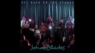 John Blades shares A Moment with Tracy & the Big D on Fraser Coast Fm, December 2021