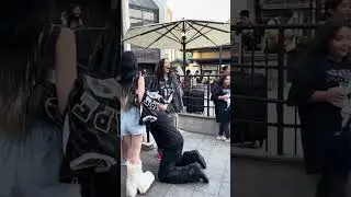 О Боже, прости, ТОМАС 😭😭😭
