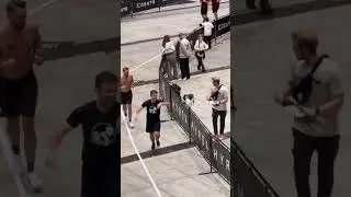 Girl trying to high five runner #fyp