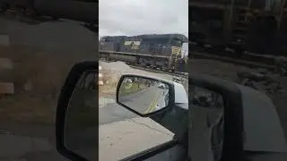 Barely Made It! Norfolk Southern Eastbound towards Roanoke VA #trains #railroad #norfolksouthern