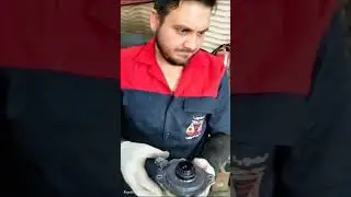 Lexus ES 300 Hybrid Replace water pump 💧 👈